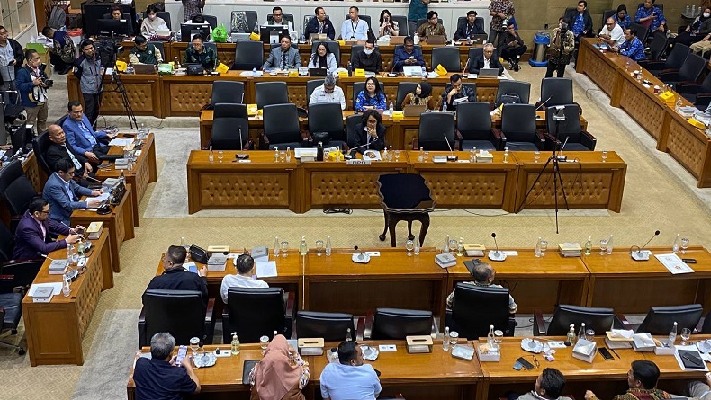 RUU Minerba Disepakati Baleg, segera Disahkan di Paripurna DPR