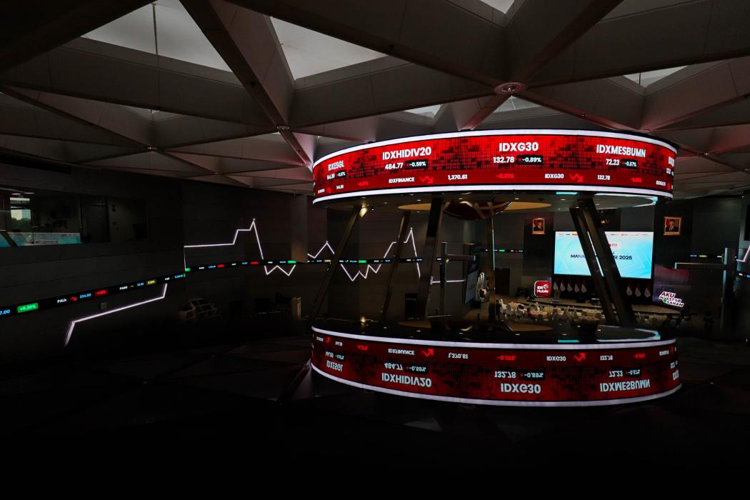 IHSG Hari Ini Dibuka Melemah, Nilai Transaksi Tembus Rp669 Miliar