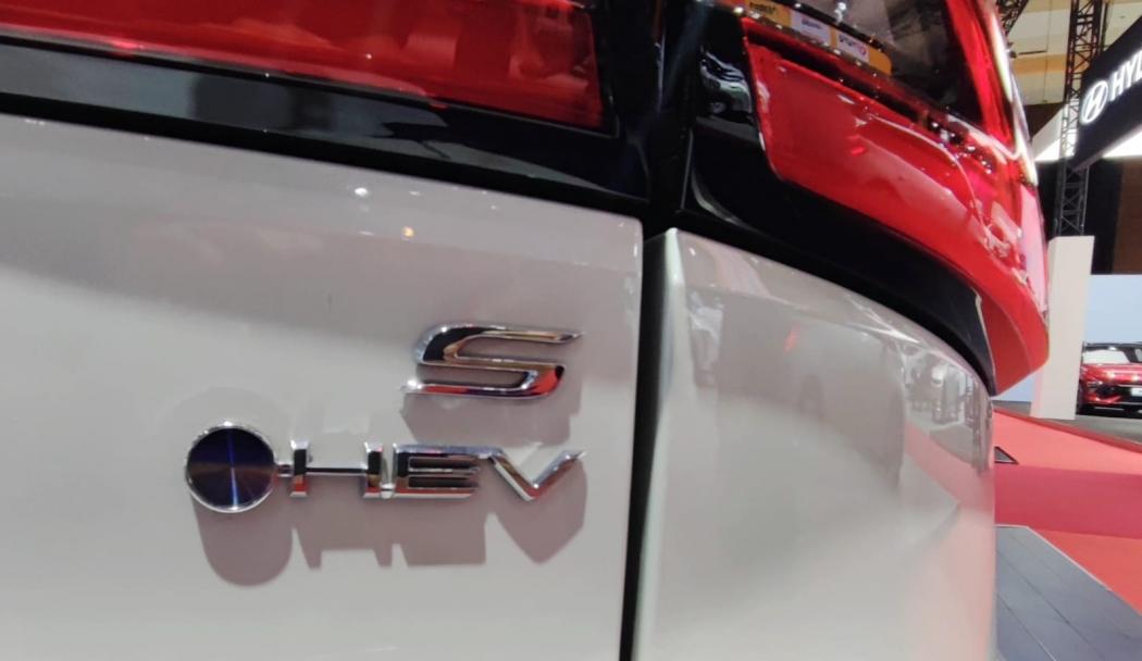 Penyebab Harga Mobil Hybrid Lebih Mahal dari Kendaraan Listrik