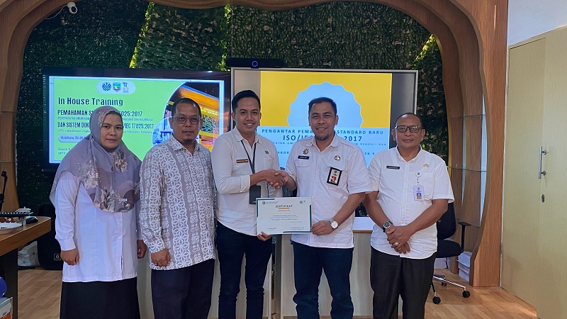 Persiapan Akreditasi, UPTD Laboratorium Lingkungan Kotabaru Gelar In-House Training