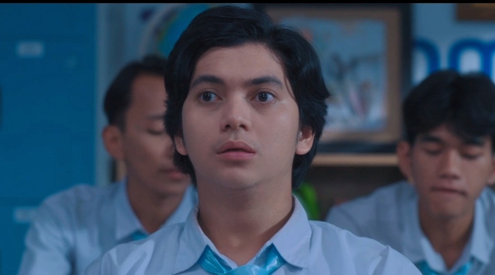 Gawat! Ajil Ditto Pingsan Setiap Kali Lihat Ginian… Streaming Serunya Eps 2 Series Culture Shock