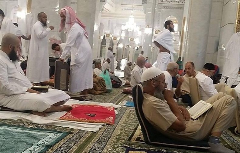 Catat! Masjidil Haram dan Masjid Nabawi Buka Pendafaran I'tikaf mulai 5 Maret