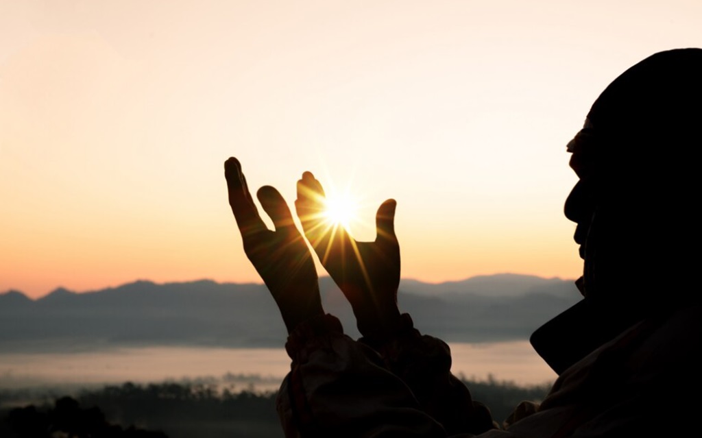 Jadwal Buka Puasa Bekasi Hari Ini 24 Maret 2025 Beserta Doanya