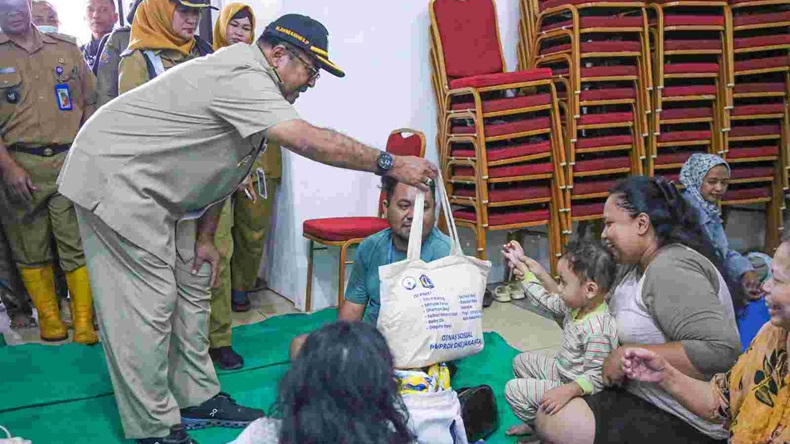 Update Banjir Jakarta Hari Ini: 29 RT Masih Terendam, 1.229 Warga Mengungsi