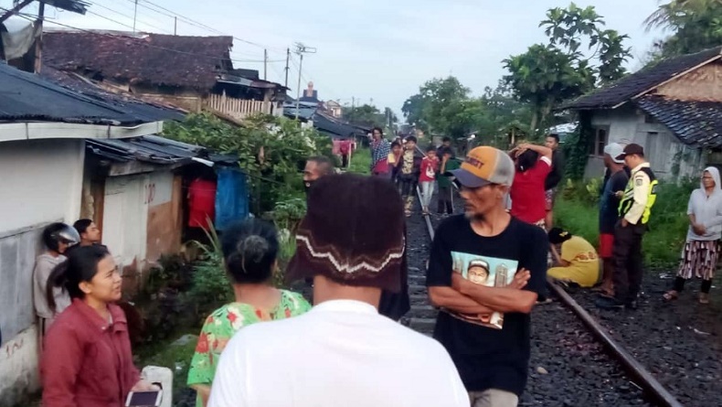 Ngeri! Pria di Sukabumi Tewas Tertabrak Kereta Api, Kondisi Mayat Tak Utuh
