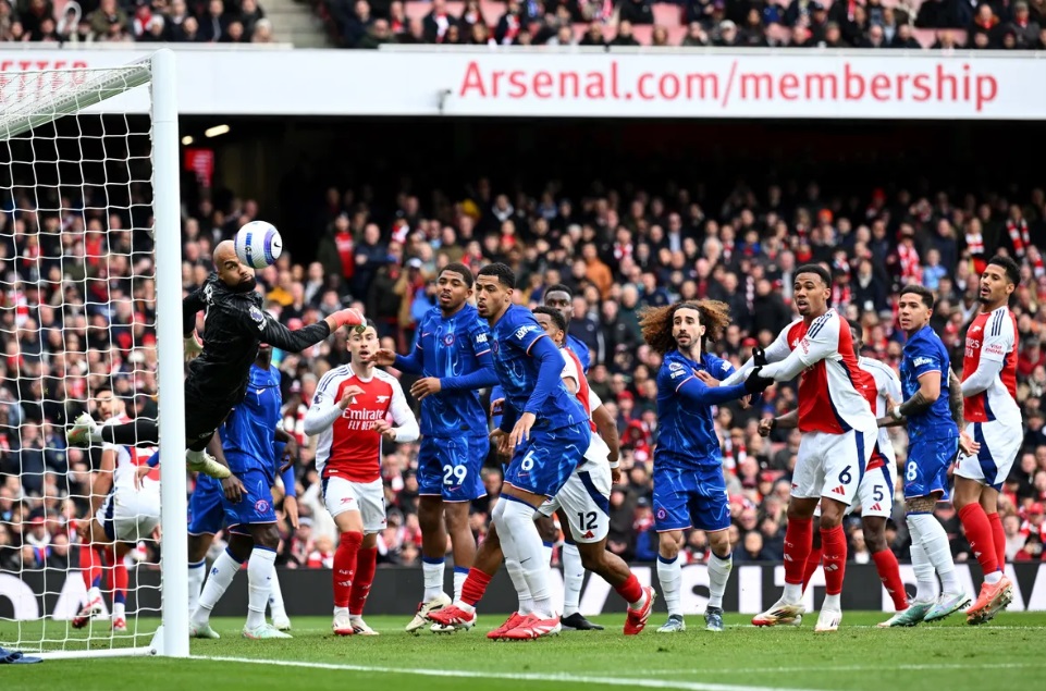Hasil Liga Inggris:  Arsenal Menangi Derby Kontra Chelsea, Tottenham Dibungkam Fulham