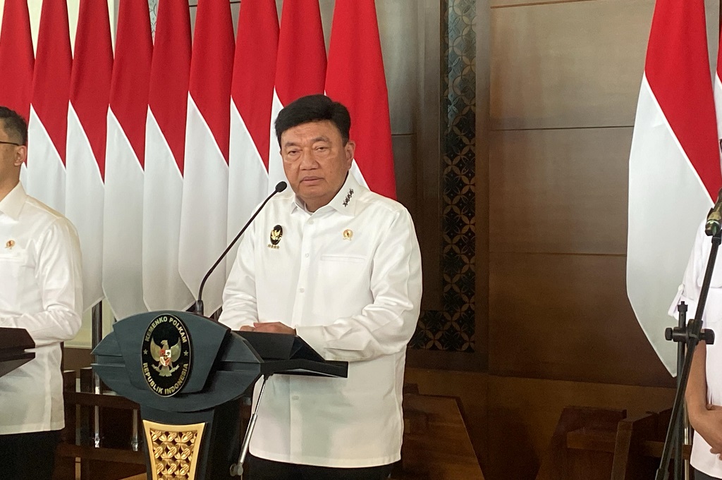 Menko Polkam: 115 WNI Dievakuasi dari Iran ke Azerbaijan, Naik 4 Bus