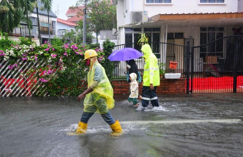 Hujan Deras Picu Banjir di Singapura, Penerbangan Dibatalkan dan Ditunda