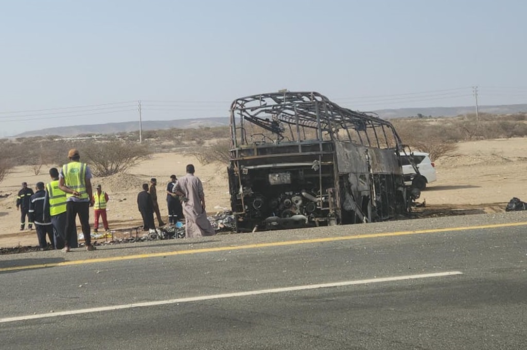 Kronologi Kecelakaan Bus Jemaah Umrah Tewaskan 6 WNI di Saudi, Tabrakan hingga Terbakar