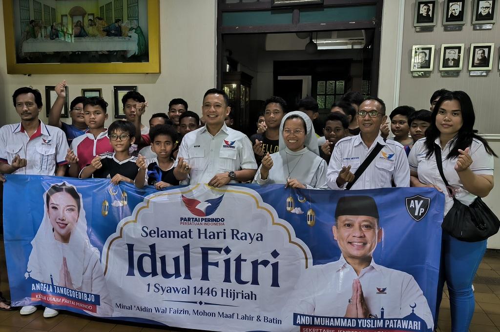Partai Perindo Bagikan Sembako ke Panti Asuhan di Jakpus Jelang Idul Fitri