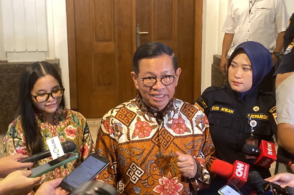 Hari Bumi, Pramono Ajak Warga Jakarta Padamkan Lampu 60 Menit Malam Ini
