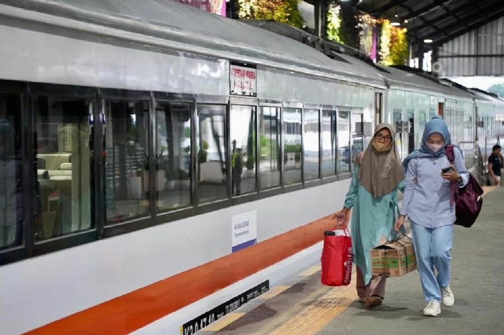 Mudik Lebaran, 39.957 Penumpang Berangkat dari Stasiun Tanjungkarang Lampung