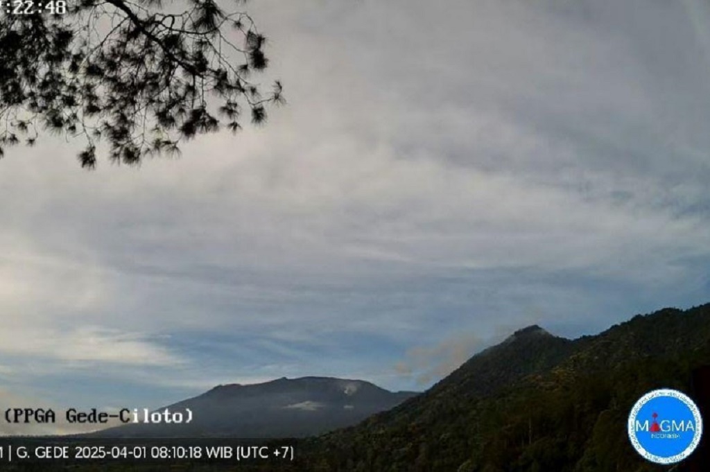 Aktivitas Vulkanis Gunung Gede Meningkat, Pengunjung Diminta Jauhi Kawah Wadon