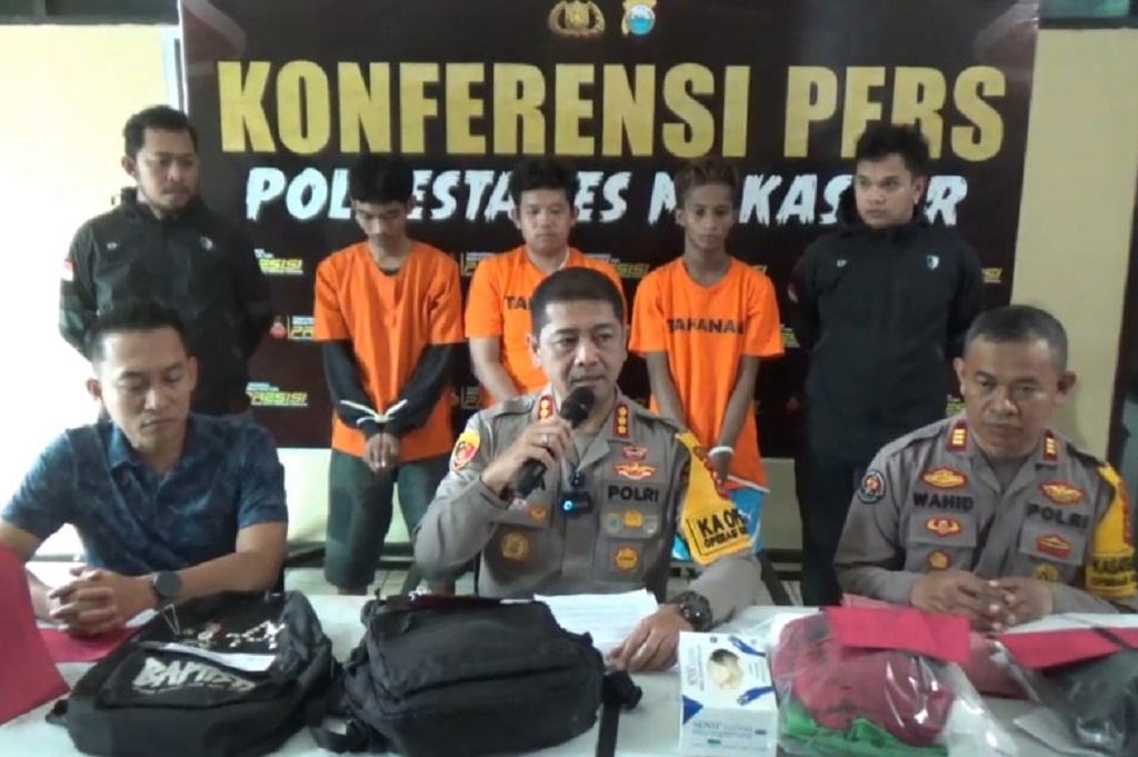Pos Polisi di Makassar Diserang Gunakan Molotov, 3 Orang Ditangkap