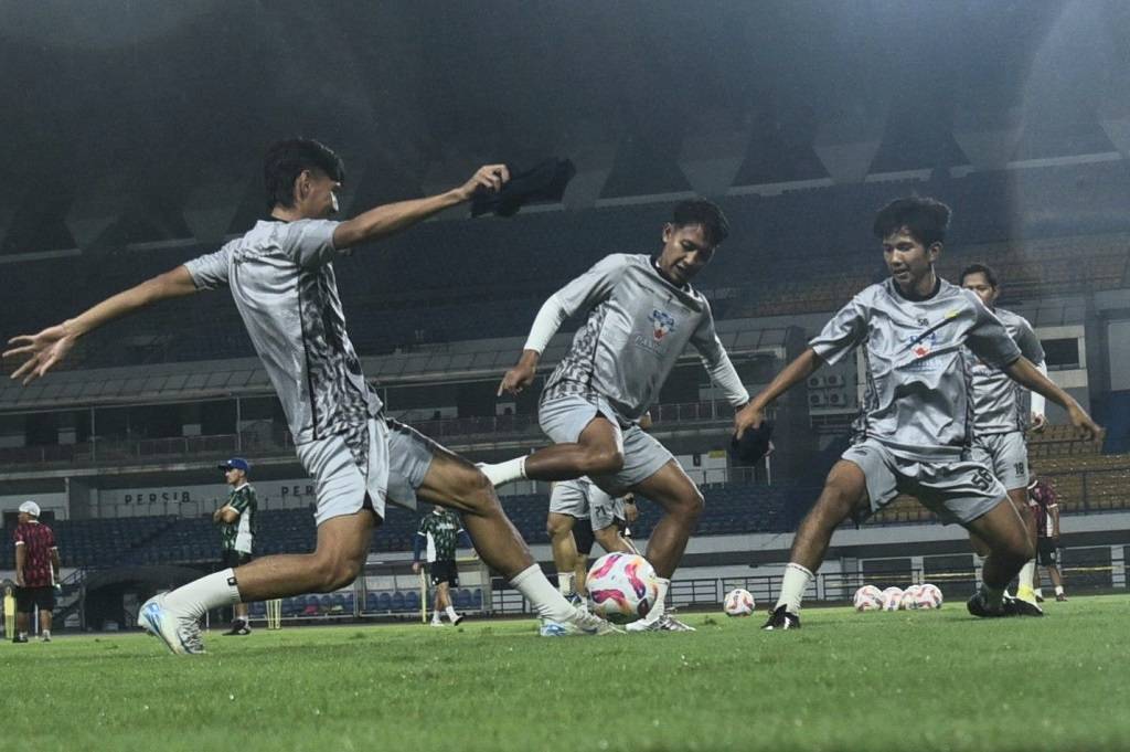 Ada 2 Wajah Baru dalam Latihan Persib Bandung, Siapa Mereka?