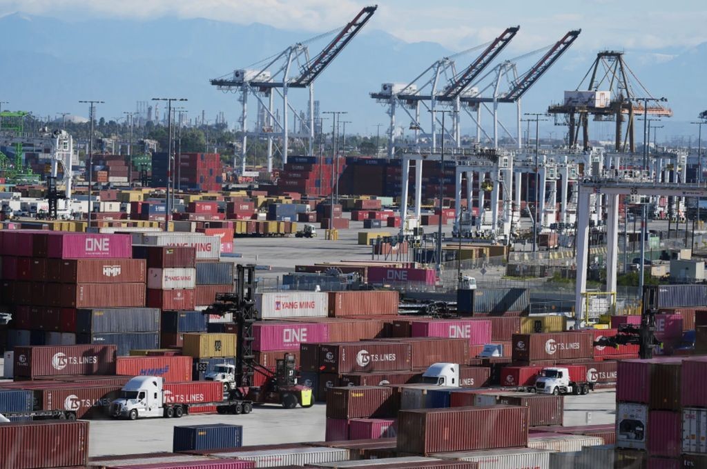 Kadin Ungkap Dampak Tarif Resiprokal Trump ke Indonesia, Singgung Surplus Rp281 Triliun