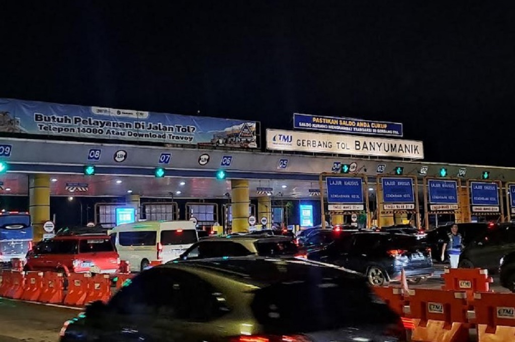 Malam Ini, Tol Kalikangkung-Brebes Diterapkan One Way Lokal