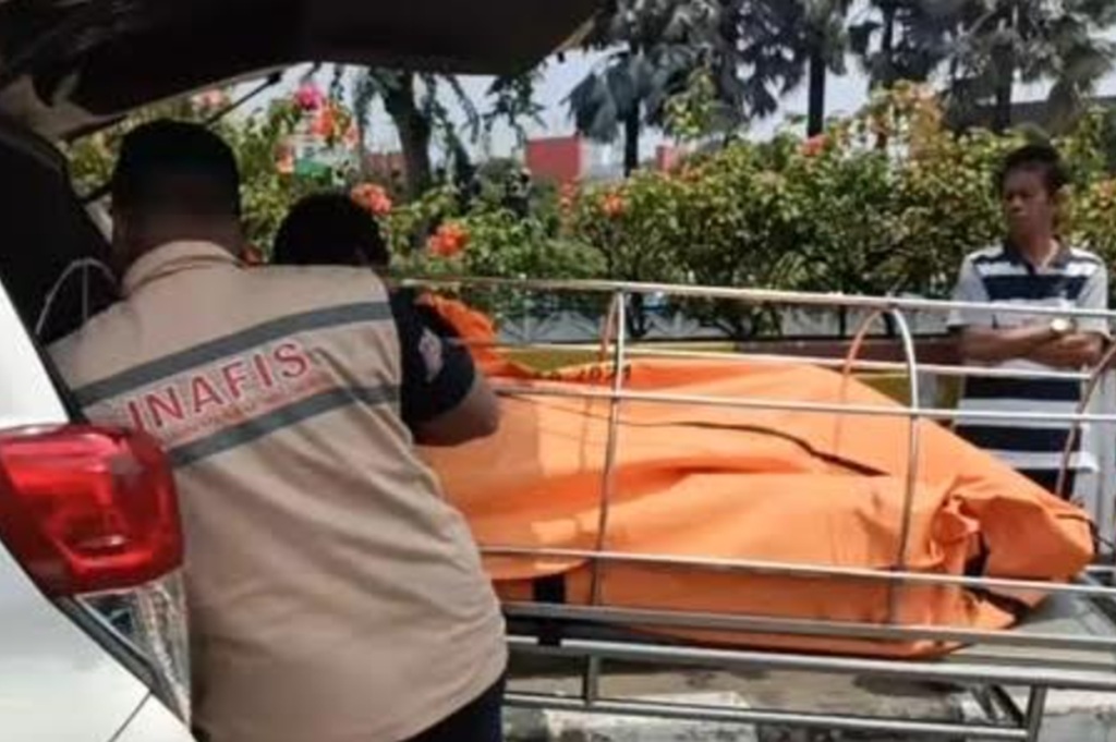 Geger! Pengemudi Taksi Online Ditemukan Tewas dalam Mobil, Terparkir di Bahu Jalan