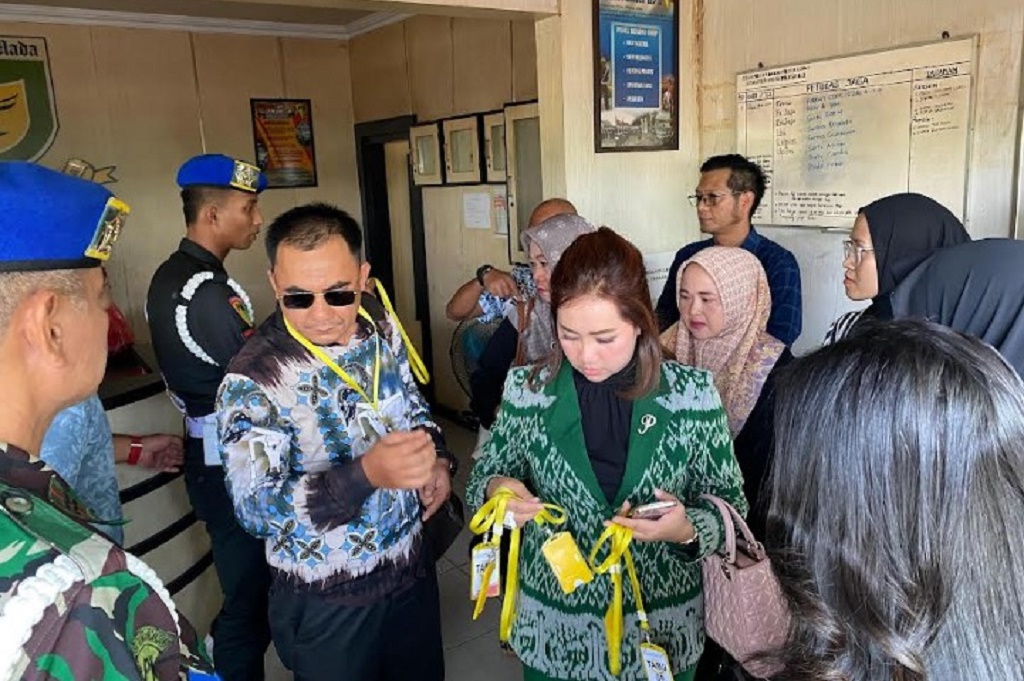 Keluarga 3 Polisi Gugur di Way Kanan Datangi Denpom Lampung, Tanya Perkembangan Kasus