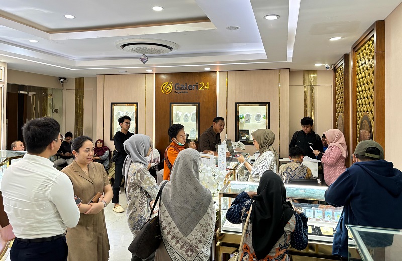 Usai Lebaran, Emas Pegadaian Galeri 24 Laris Manis Diburu Masyarakat