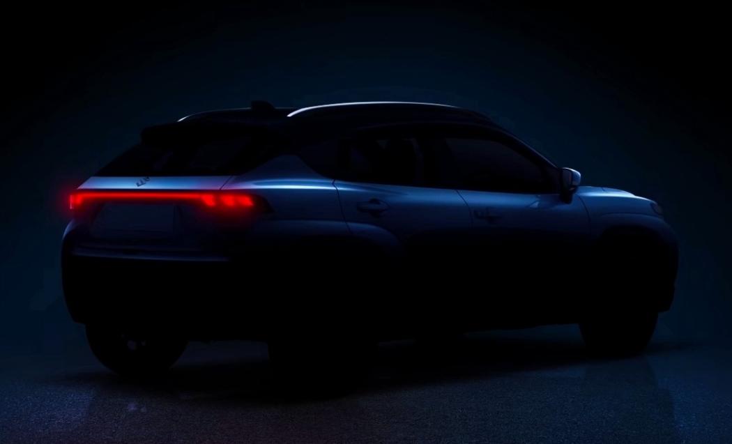 Gambar Siluet Mobil Terbaru Suzuki Tersebar di Media Sosial, Diduga Fronx Intip Bocorannya