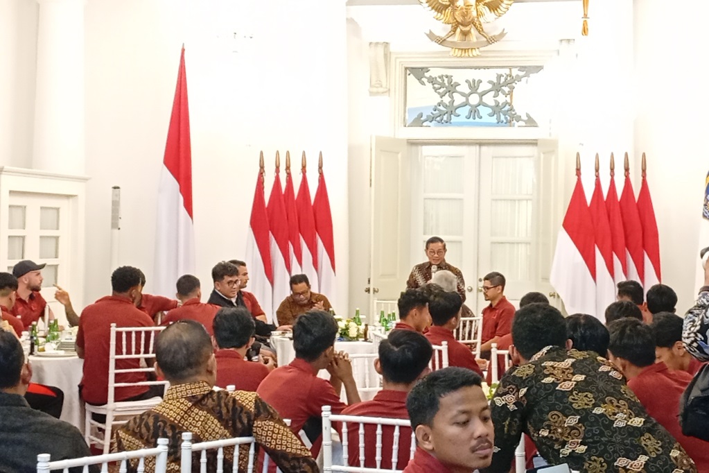 Pramono-Rano Halalbihalal dengan Pemain Persija di Balai Kota, The Jakmania Ikut Hadir