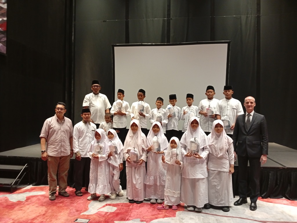  Peduli Sesama, MNC Peduli Ajak Anak Yatim Bermain dan Santap Hidangan Khas di Park Hyatt