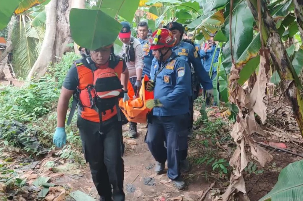Anak 15 Tahun yang Terseret Arus di Kali Pesanggrahan Ditemukan Tewas