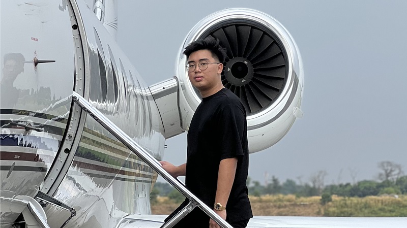 Pendidikan Timothy Ronald, Lulusan Kampus Ternama dan Kontroversi dengan Deddy Corbuzier Soal Gym