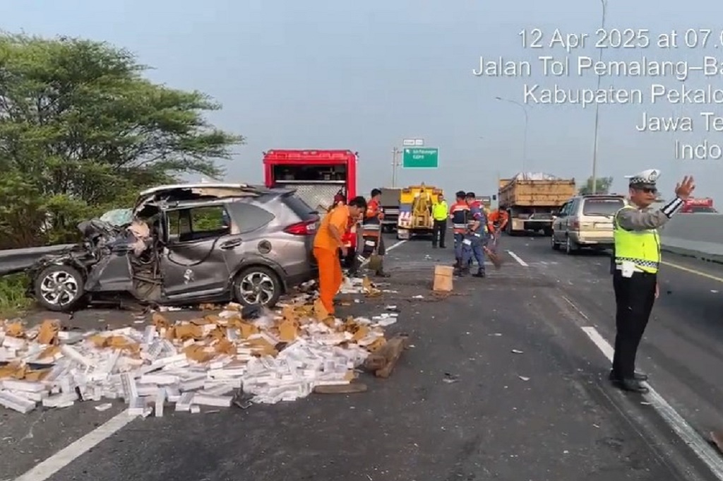 Identitas Korban Tewas Kecelakaan Bus dengan Mobil BRV di Tol Pekalongan, Warga Bogor