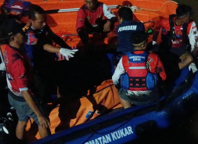 Ambil Topi, Badut Labubu Tewas Tenggelam di Sungai Mahakam Kukar