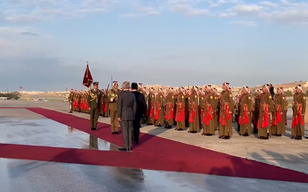 Prabowo Tiba di Yordania, Langsung Disambut Raja Abdullah II 