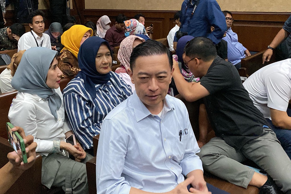 Tom Lembong Lulusan Mana? Ternyata Bukan dari Kampus Biasa!