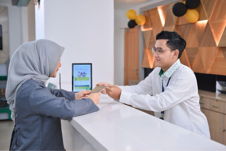 Warga Ramai Borong Emas, Deposito Emas Pegadaian Hampir Tembus 1 Ton