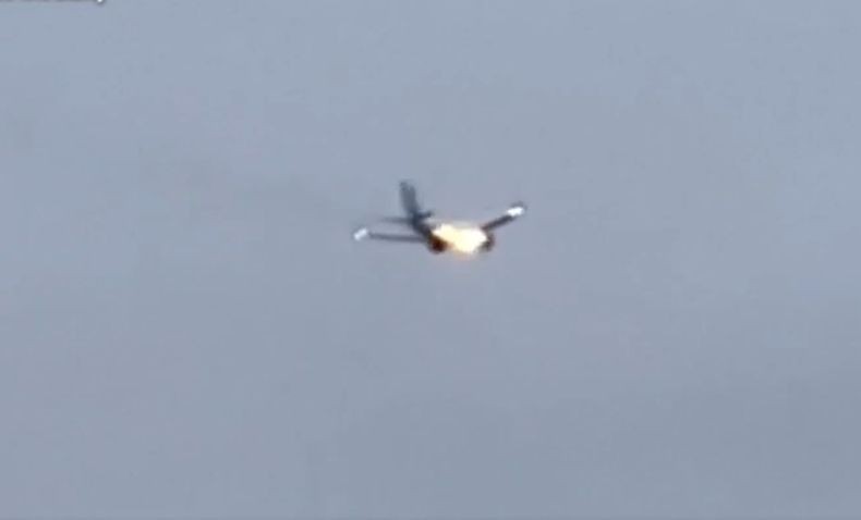 Horor! Mesin Pesawat Boeing 737-800 Bawa 159 Orang Terbakar di Udara