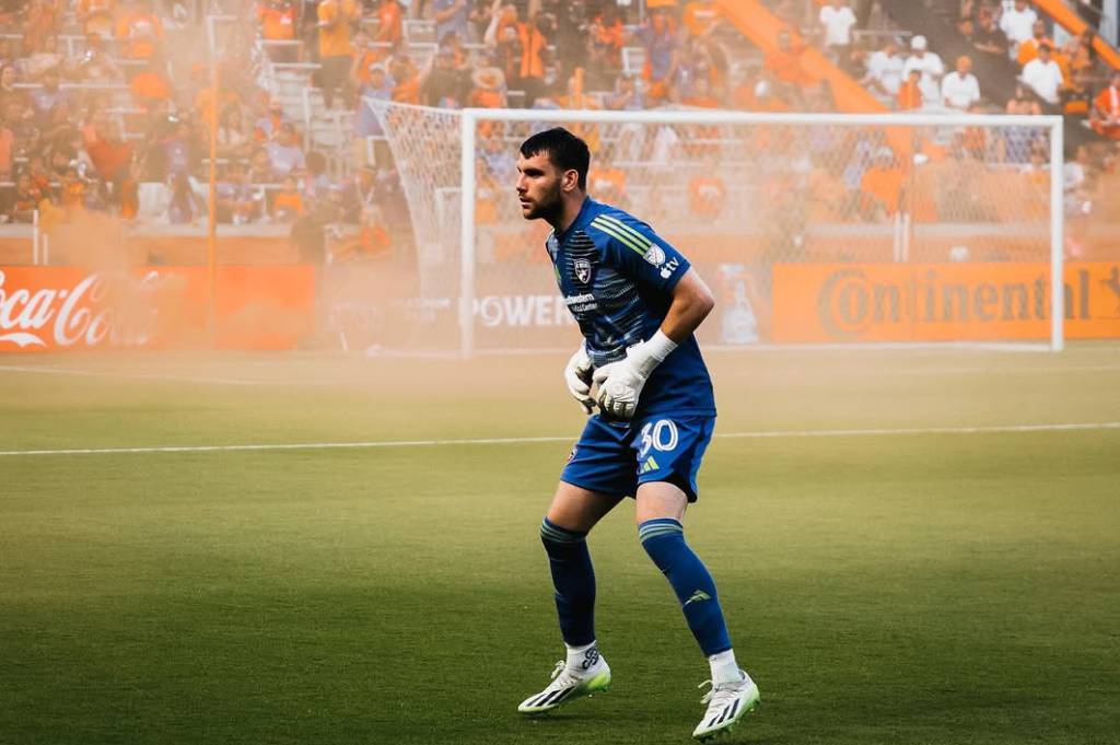 Maarten Paes Kerja Keras, FC Dallas Kalah Tipis dari Seattle Sounders