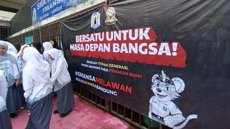 Putusan PTUN Menangkan Gugatan PLK Picu Gerakan Perlawanan Siswa SMAN 1 Bandung