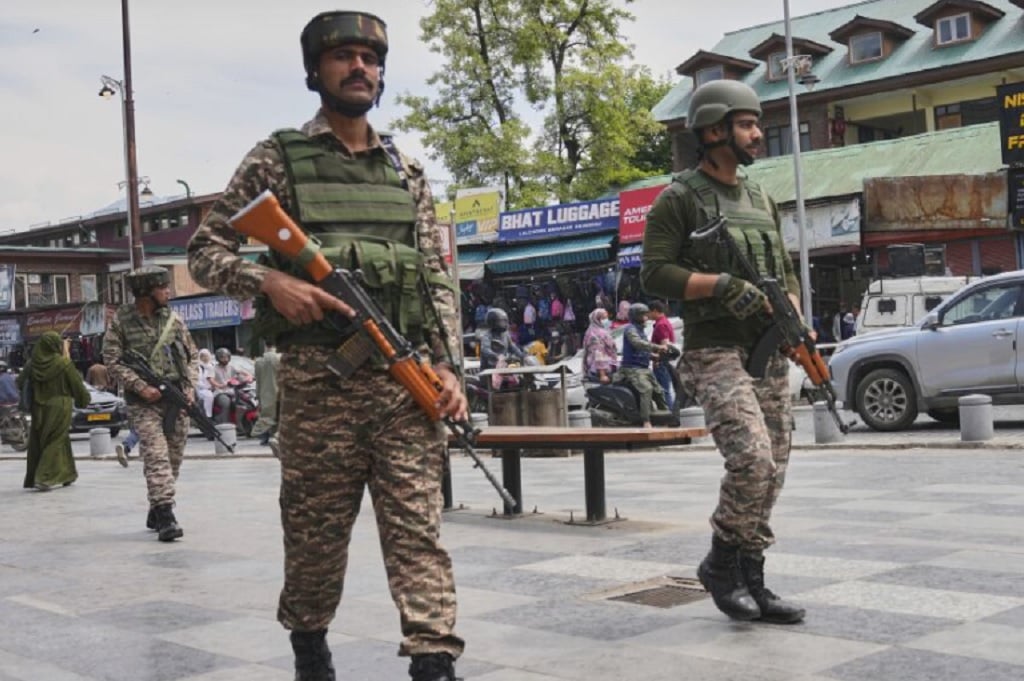 Tegang! Pasukan Pakistan dan India Baku Tembak di Perbatasan Kashmir