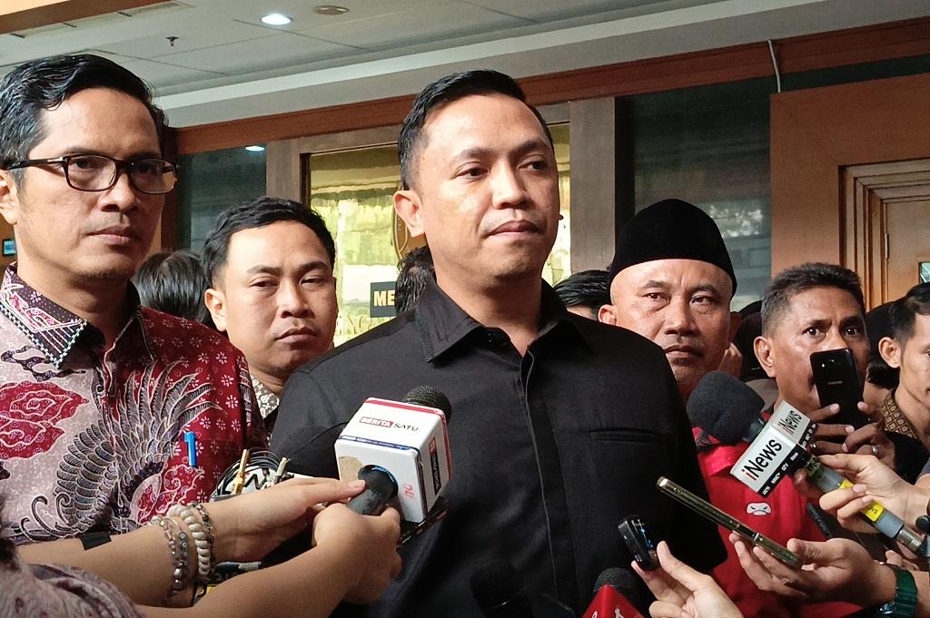 Tim Hasto Desak JPU Buka CCTV Kantor KPK, Buktikan Kesaksian Wahyu soal Uang Suap