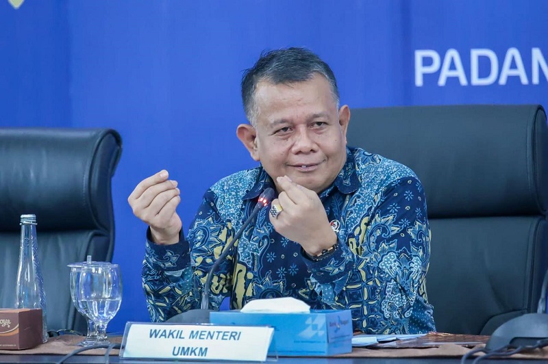 Entaskan Kemiskinan, Wamen UMKM Tegaskan KUR Harus Dukung Sektor Produksi 