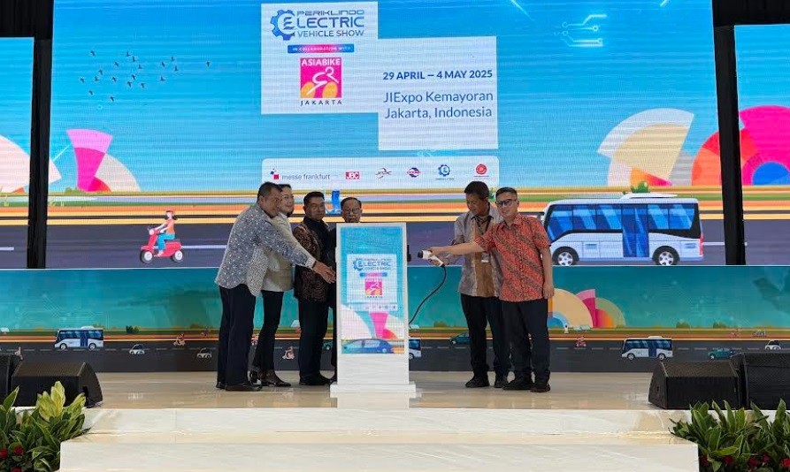 PEVS 2025 Dibuka, Deretan Produsen Kendaraan Listrik Adu Teknologi Baru