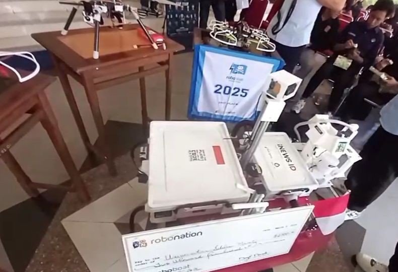 Harumkan Nama Indonesia di Ajang Internasional, Tim Bengawan UV UNS Diganjar Hadiah