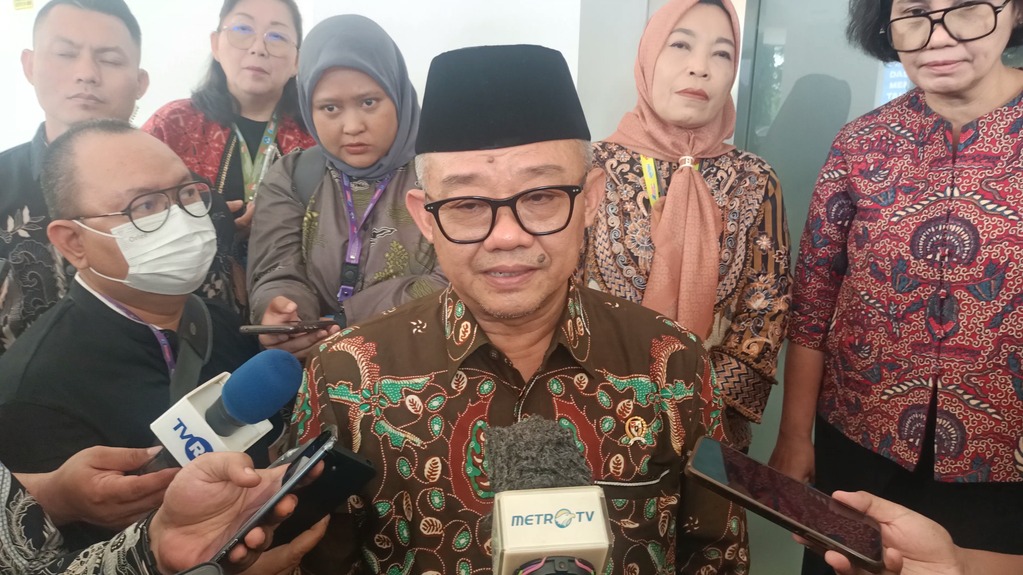 Mendikdasmen Segera Koordinasi dengan Sri Mulyani terkait Putusan MK soal SD-SMP Gratis