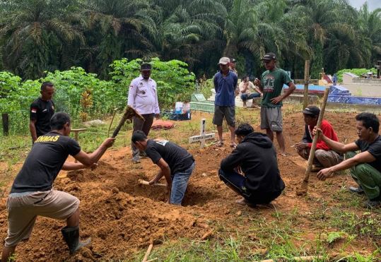 3 Warga SAD di Jambi Dianiaya Sekuriti gegara Brondol Sawit, 1 Tewas 2 Luka-Luka