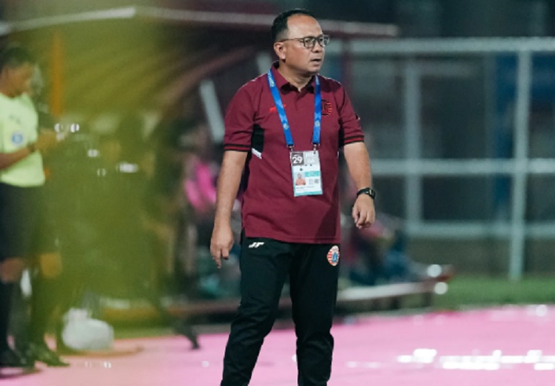 Carlos Pena Didepak Persija, Ini Sosok Penggantinya