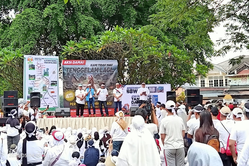 Ribuan Warga Bogor Gelar Aksi, Minta Normalisasi Sungai Cileungsi-Cikeas Dipercepat