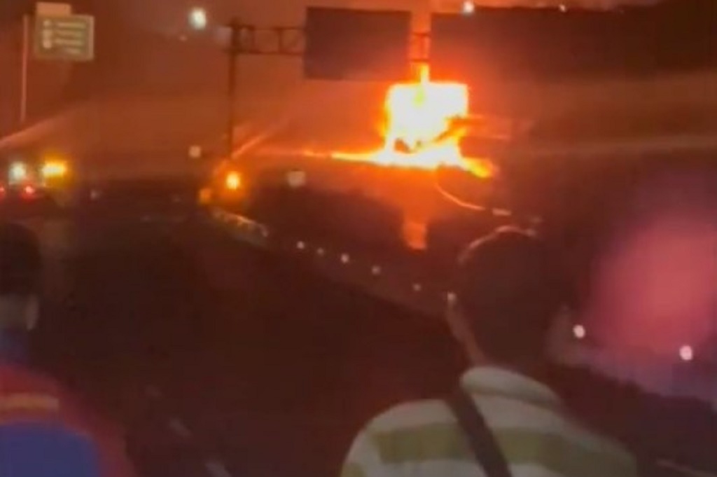Kadispenad Ungkap Kronologi Truk TNI AD Terbakar di Tol Gempol hingga Tewaskan 1 Personel
