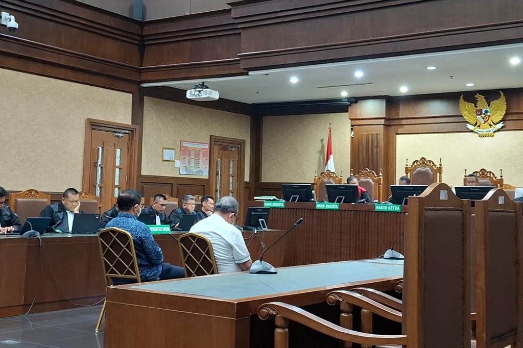 Erintuah Damanik-Mangapul Hakim Pemvonis Bebas Ronald Tannur Divonis 7 Tahun Penjara