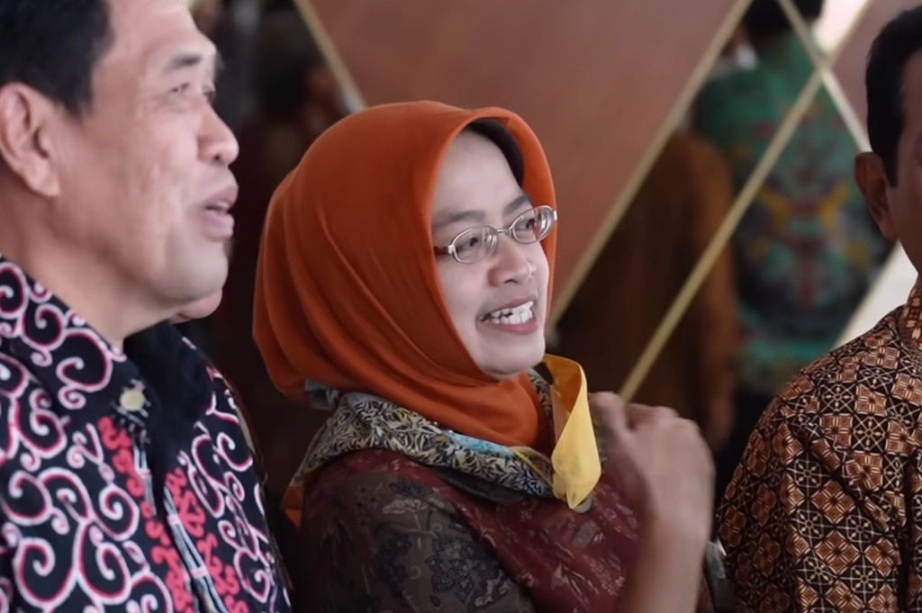 Profil Evi, Teman Semasa Kuliah Jokowi yang Beri Komentar Mengejutkan soal Ijazah