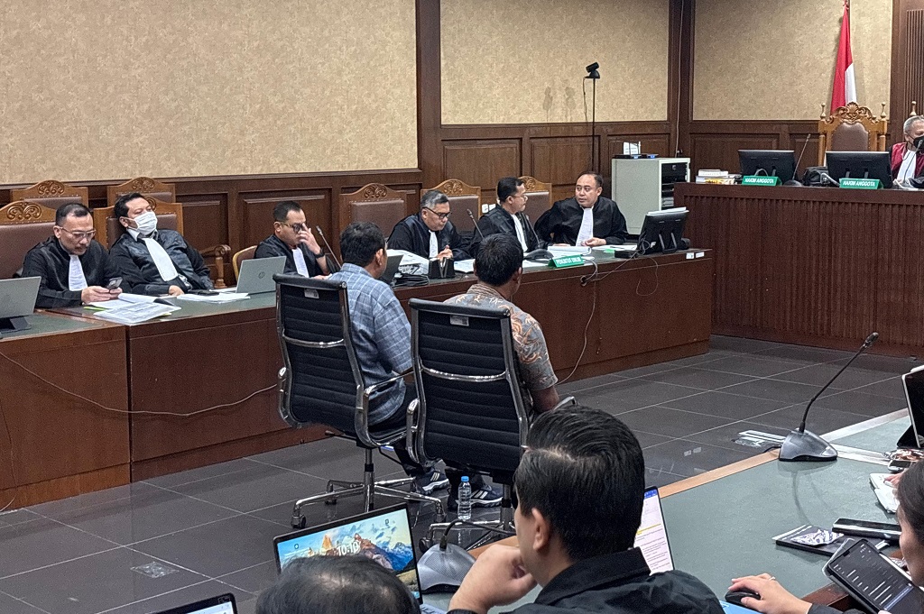 Staf Hasto Akui Kenal Harun Masiku, Pernah Dititipi Tas